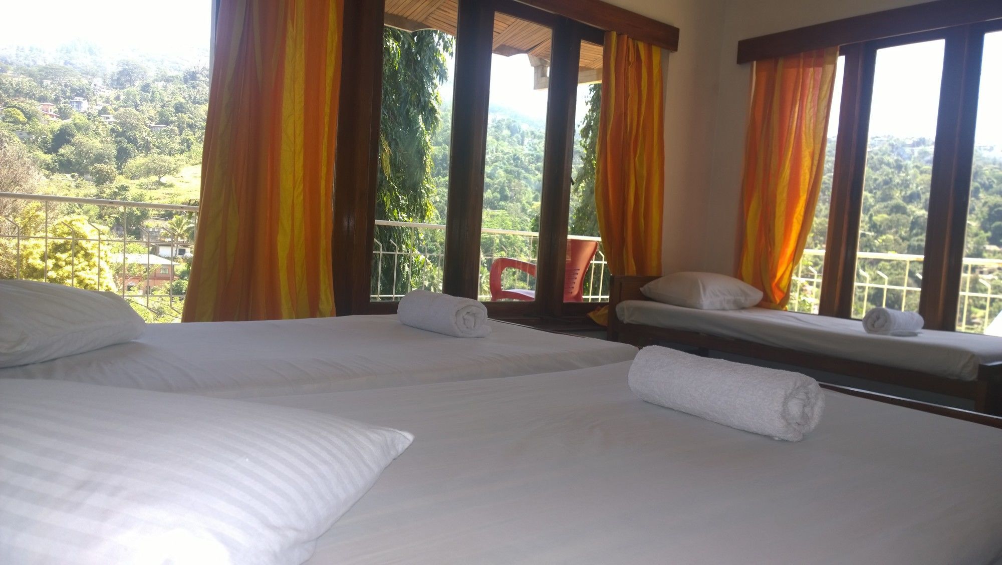 Oyo 436 Sandakelum Tourist Guest House Κάντι Εξωτερικό φωτογραφία