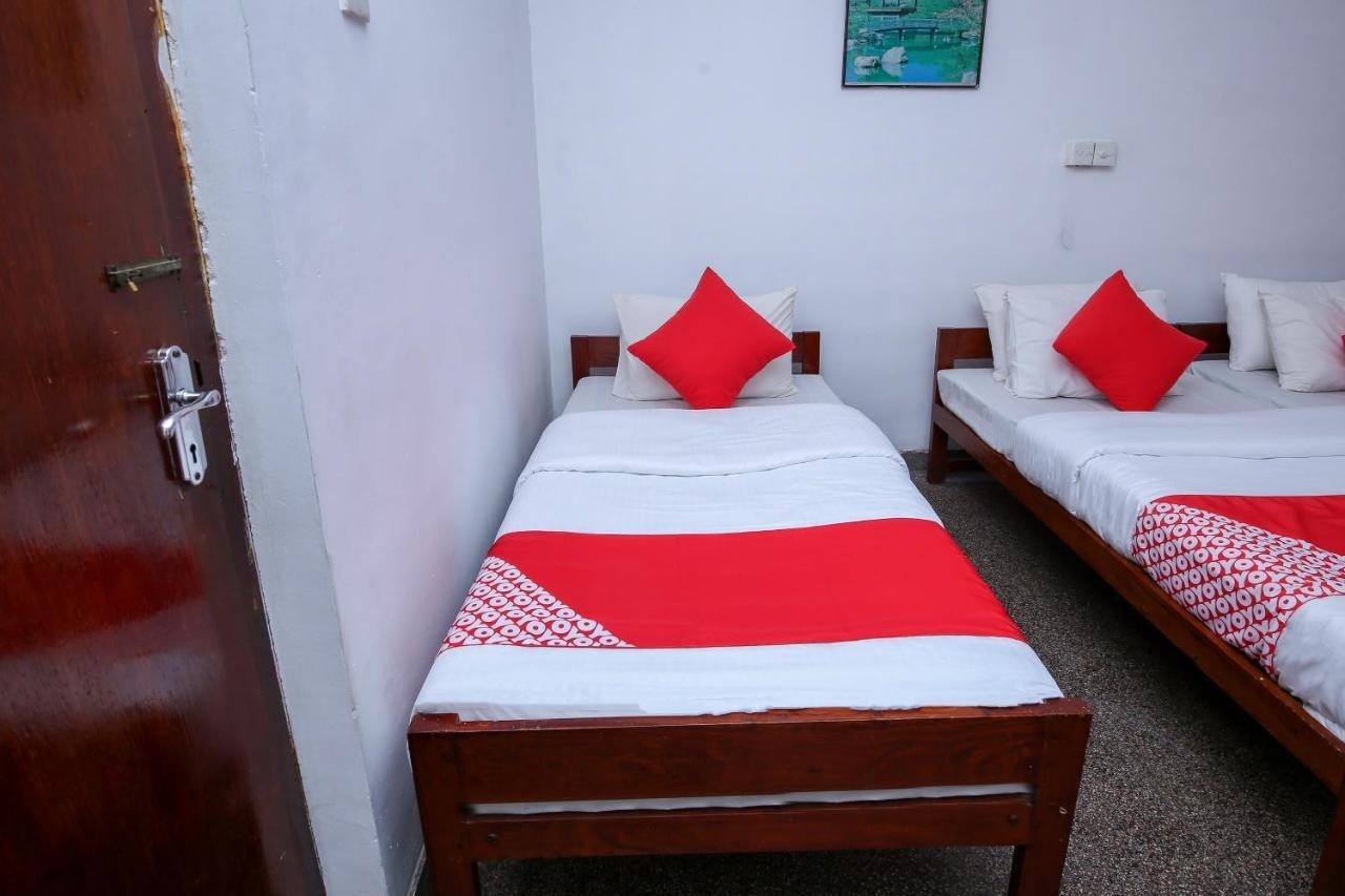Oyo 436 Sandakelum Tourist Guest House Κάντι Εξωτερικό φωτογραφία