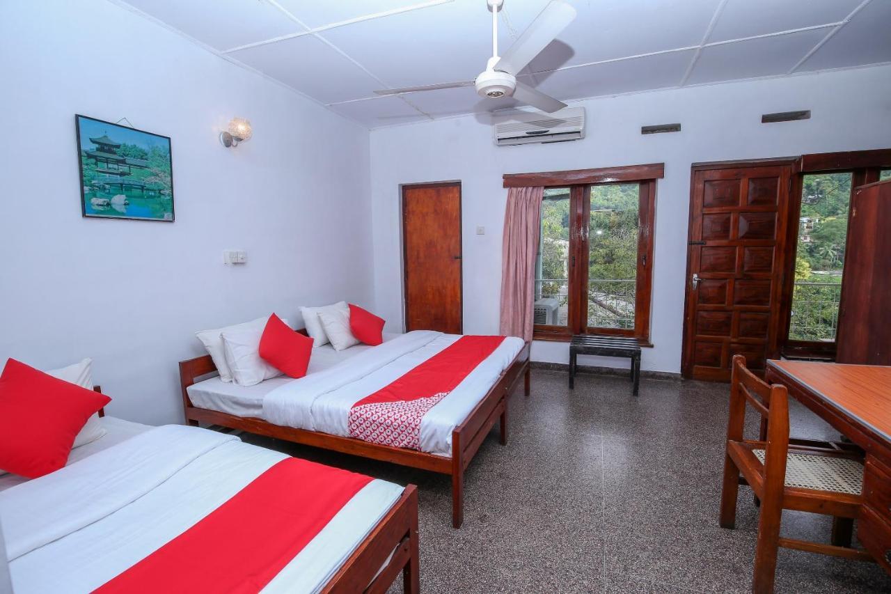 Oyo 436 Sandakelum Tourist Guest House Κάντι Εξωτερικό φωτογραφία
