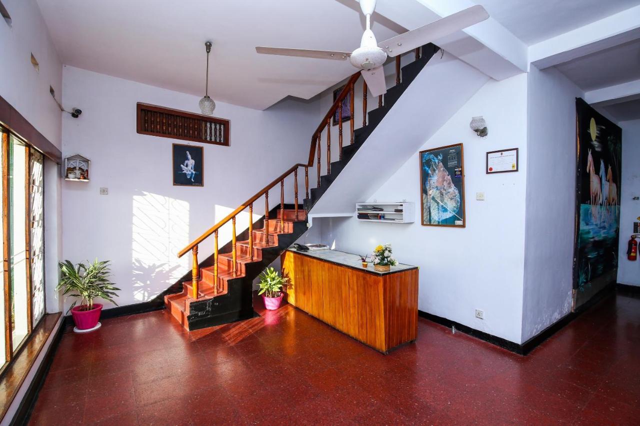 Oyo 436 Sandakelum Tourist Guest House Κάντι Εξωτερικό φωτογραφία